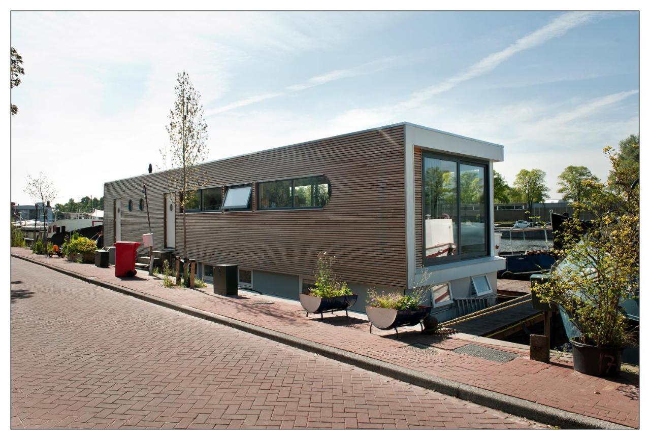 Private Guesthouse Bnb The Waterhouse Houseboat Amsterdam Exterior photo